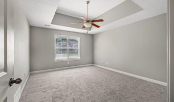 8924 VILLAGE LAKE Ln, Bartlett, TN 38002