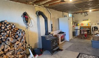 643 S Main St, Cascade, ID 83611