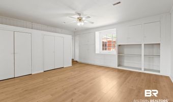 402 E Poplar St, Atmore, AL 36502