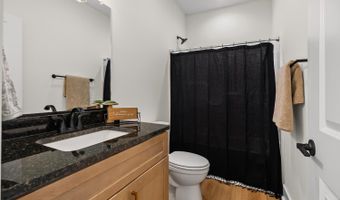 123 Fox Hall Dr, Amherst, VA 24521