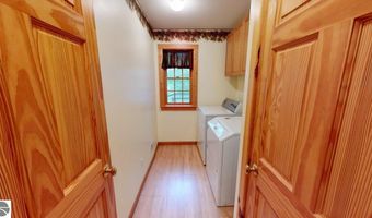 4867 E Shore Dr, Alger, MI 48610