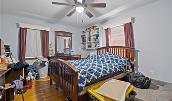 121 Heather St, Cranston, RI 02920