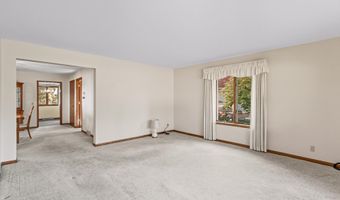 118 Main St, Arlington, WI 53911