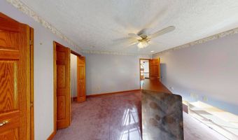 136 Lock Ln, Alum Creek, WV 25003