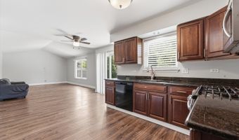 1 Regal Ct, Algonquin, IL 60102