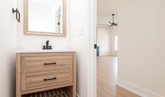 7 JOCKEY Ct, Berlin, MD 21811