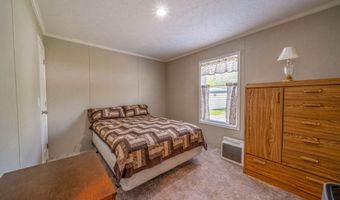 15 R.W. MacLeod Ln, Belfast, ME 04915