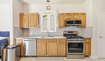 23 JUMPING BROOK Ln, Barnegat, NJ 08005