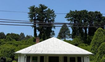 575 Colonial Hill Dr, Bassett, VA 24055