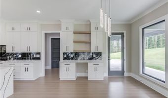 37 Deer Canyon Dr, Auburn, GA 30011