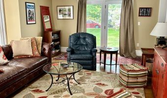 53 Congress St, Belfast, ME 04915