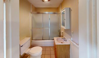 46 Crest Ave, Auburn, ME 04210