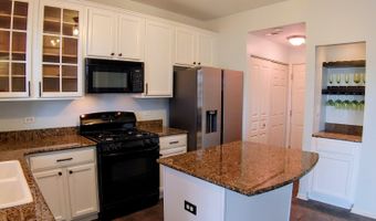 564 Woods Creek Ln, Algonquin, IL 60102