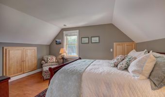 29 Wohoa Bay Dr, Addison, ME 04606