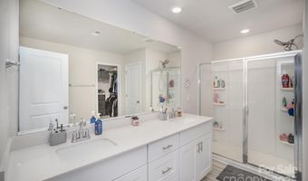 1010 Harry Ct, Albemarle, NC 28001