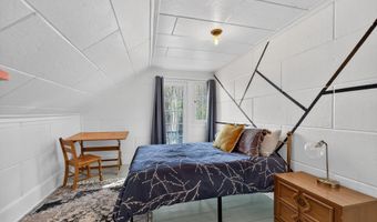92 Pinewood Ave, Bethlehem, NH 03574