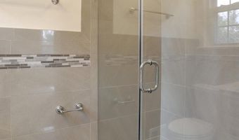 7623 ARLEN St, Annandale, VA 22003