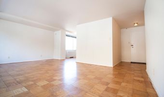 1210 N TAFT St 201, Arlington, VA 22201