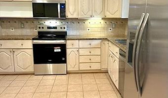 8502 WOODBINE Ln, Annandale, VA 22003