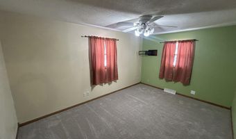 610 NE 19th Ave, Aberdeen, SD 57401