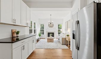 43217 BROOKFORD Sq, Ashburn, VA 20147