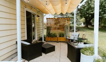 786 Adaway Ave SE, Ada, MI 49301