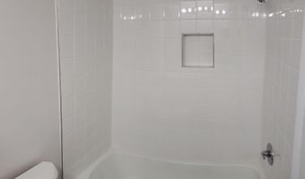 5927 QUANTRELL Ave #204, Alexandria, VA 22312