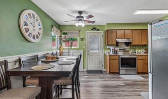 615 10th Ave NW, Altoona, IA 50009