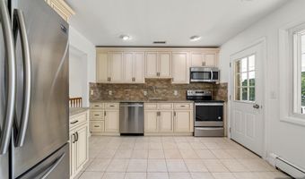 356 Allendale Ave, Allendale, NJ 07401