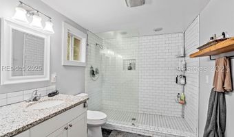 8 Billy Hill Rd, Beaufort, SC 29906
