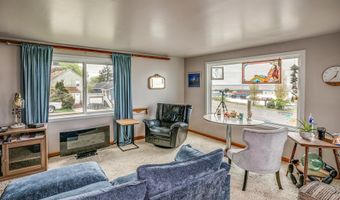 496 HAMBURG Ave, Astoria, OR 97103