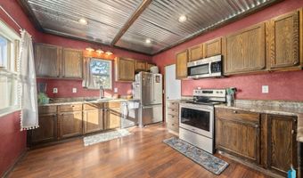 500 W Spruce St, Beresford, SD 57004