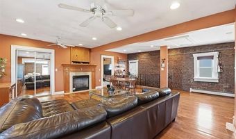 82 E 26TH St, Bayonne, NJ 07002