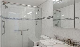 5225 POOKS HILL Rd 1819N, Bethesda, MD 20814