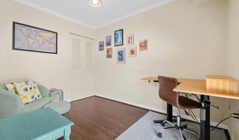5611 FRANCONIA Rd 103, Alexandria, VA 22310