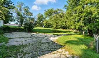 605 W Main St, Anamosa, IA 52205