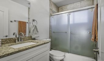 5976 W KESLER Ln, Chandler, AZ 85226