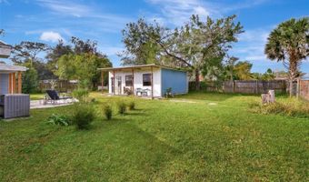 55119 5TH St, Astor, FL 32102