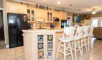 701 S Hill Ct, Biloxi, MS 39532