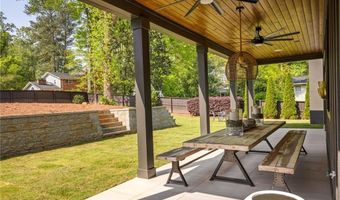 2469 River Oak Dr, Decatur, GA 30033