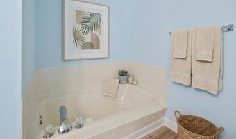 619 ADMIRAL Dr 401, Annapolis, MD 21401