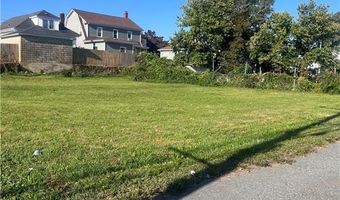 30 Fletcher Ave, Cranston, RI 02910