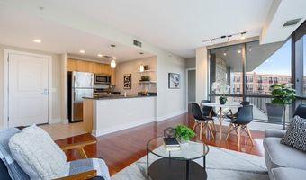 2001 15TH St N 306, Arlington, VA 22201