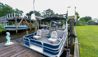 701 S Hill Ct, Biloxi, MS 39532