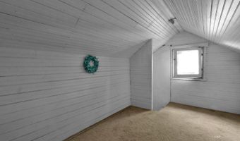 31 First St, Athens, OH 45701