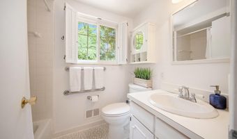 1507 Dicken Dr, Ann Arbor, MI 48103