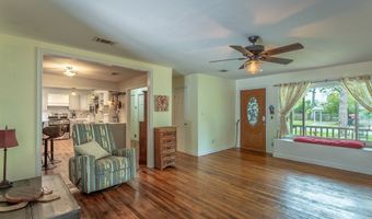 13 Adams St, Apalachicola, FL 32320