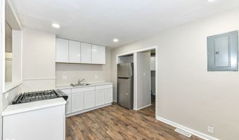 912 Crescent Dr, Anderson, IN 46013