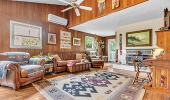 19 W Illinois Ave, Absecon, NJ 08201