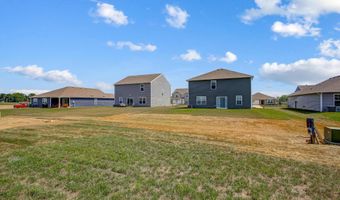 10 Sawmill Dr, Ashville, OH 43103